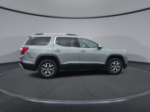 Certified 2023 GMC Acadia SLE w/ Driver Convenience Package image 8
