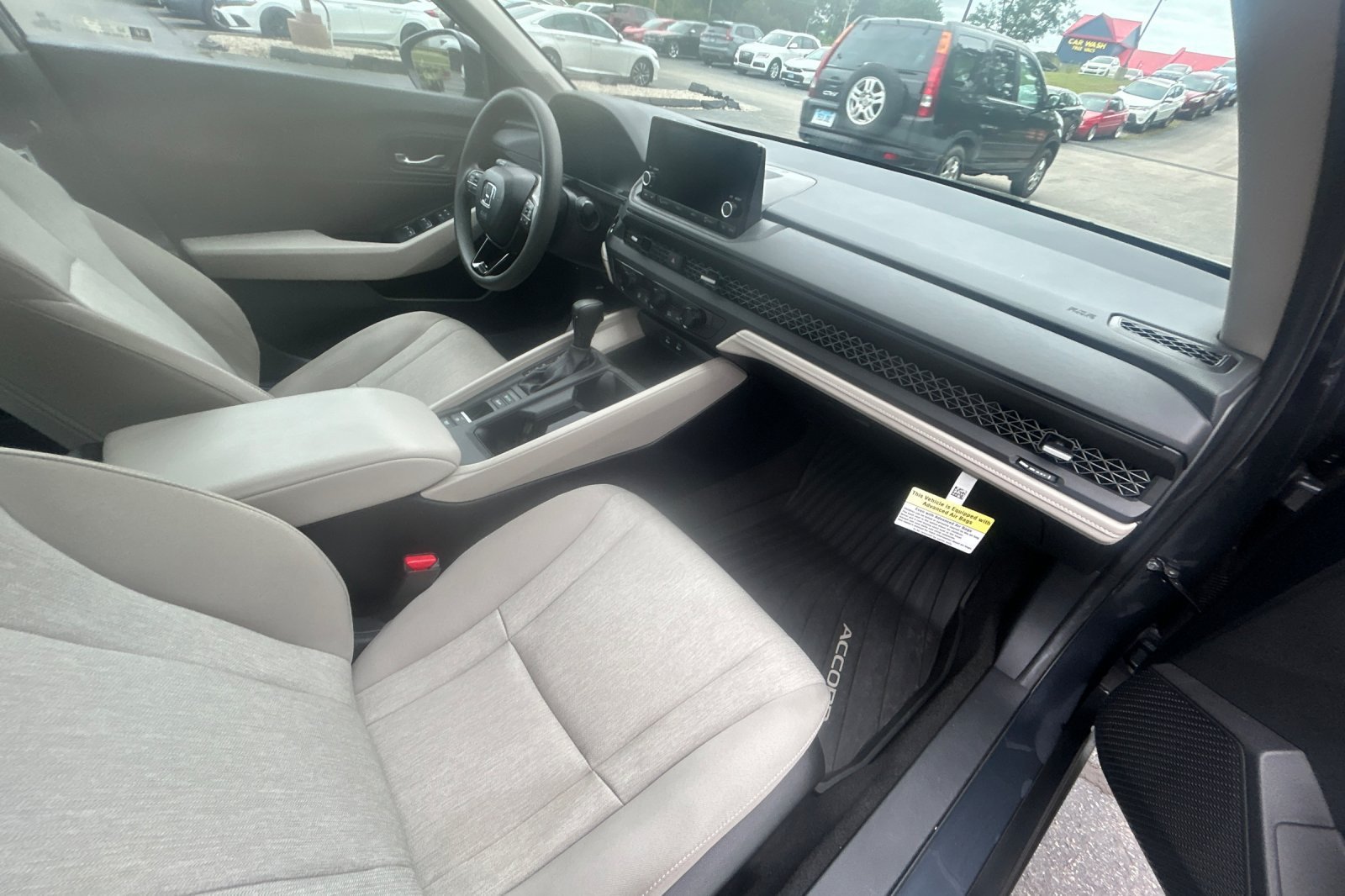 Used 2025 Honda Accord SE image 15