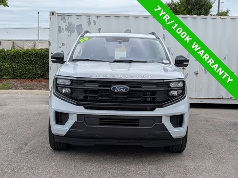 Certified 2025 Ford Expedition Active RWD image 8