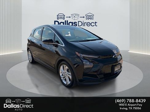 Used 2023 Chevrolet Bolt LT w/ Driver Confidence Package image 1