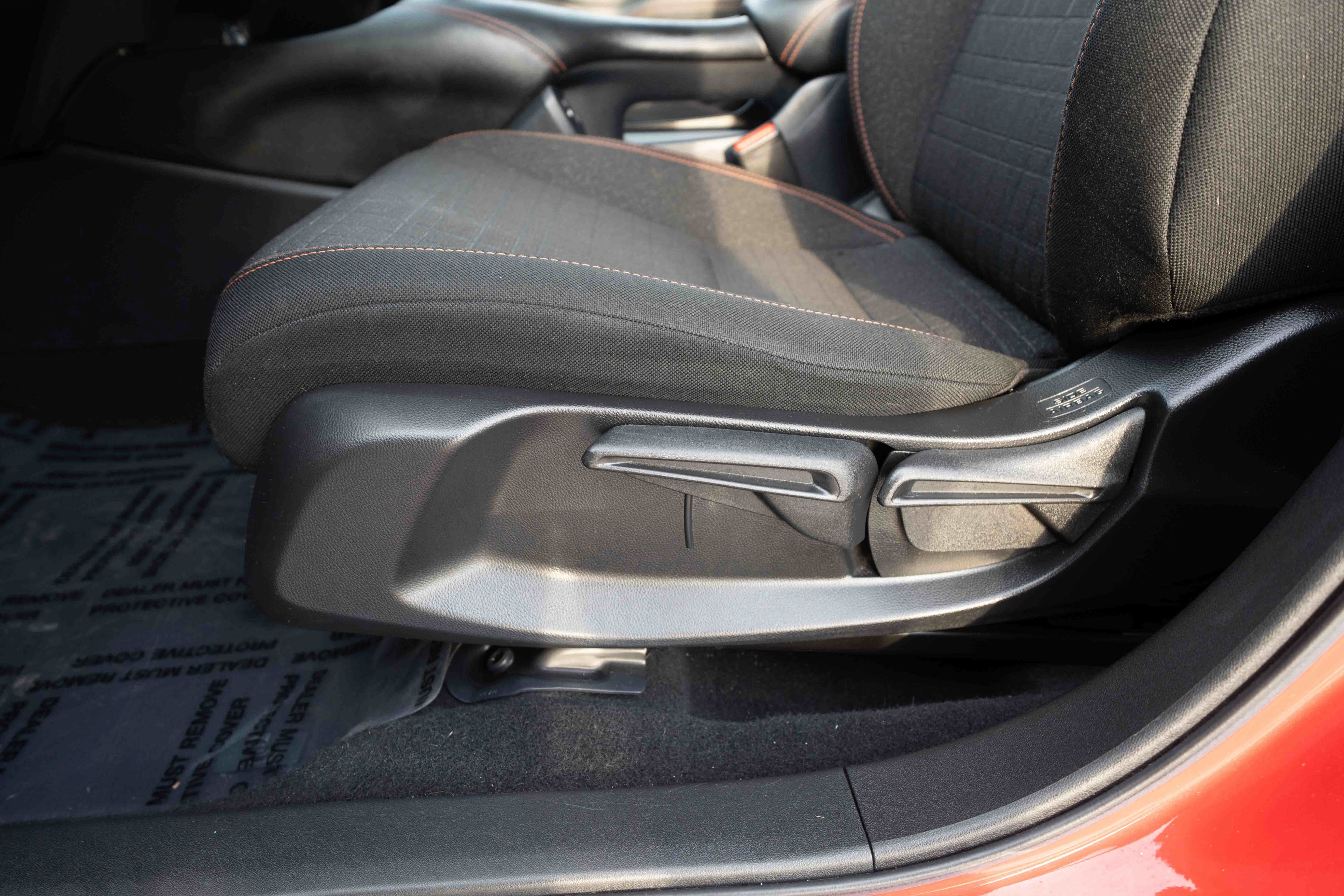 Used 2024 Honda HR-V Sport image 12