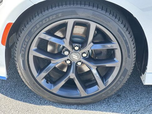 Used 2020 Dodge Charger R/T w/ Blacktop Package image 11