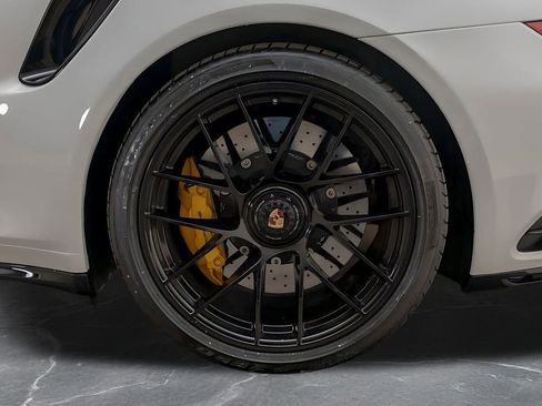 Used 2019 Porsche 911 Turbo S image 42