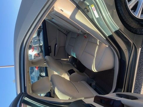 Used 2012 Toyota Camry XLE image 12