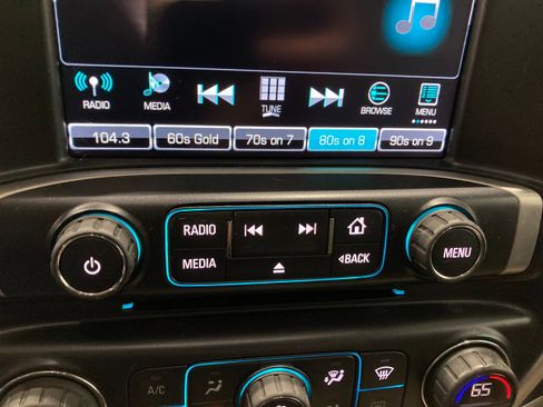 Used 2018 GMC Sierra 1500 SLT w/ SLT Premium Package image 30