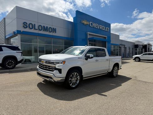 Certified 2024 Chevrolet Silverado 1500 LTZ w/ LTZ Convenience Package II AWD/4WD image 1