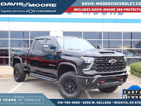 Used 2025 Chevrolet Silverado 2500 ZR2 w/ Technology Package image 1
