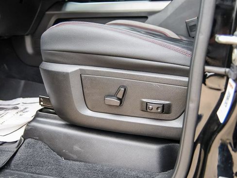 New 2025 RAM 2500 Big Horn AWD/4WD image 35