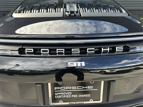 Certified 2025 Porsche 911 Carrera RWD image 14