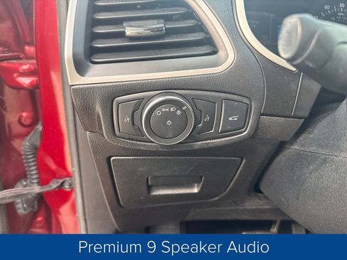 Used 2016 Ford Edge SEL w/ Equipment Group 201A FWD image 12