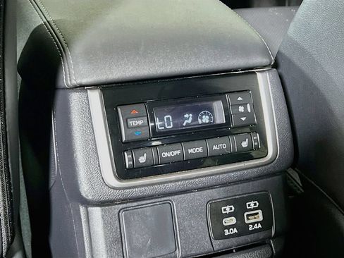 Used 2024 Subaru Ascent Limited w/ Technology Package AWD/4WD image 24
