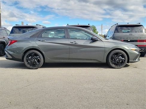 New 2026 Hyundai Elantra Sport image 24