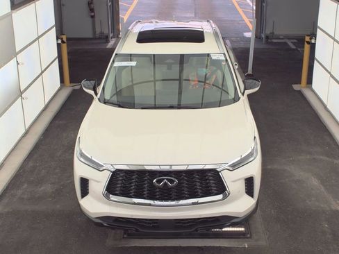 Certified 2023 INFINITI QX60 Luxe w/ Cargo Package image 2