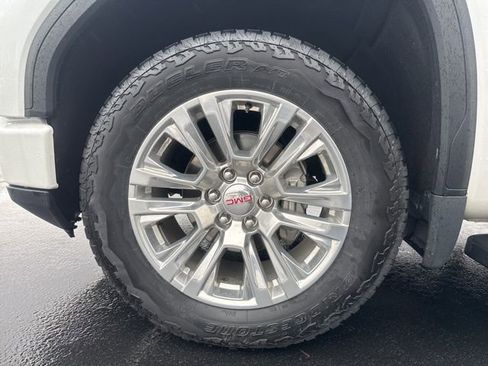 Used 2024 GMC Sierra 1500 Denali w/ Technology Package image 13