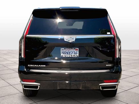Used 2024 Cadillac Escalade Premium Luxury w/ LPO, Floor Liner Package AWD/4WD image 4