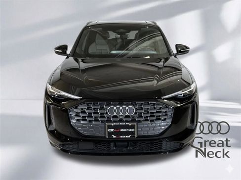 Certified 2025 Audi Q5 Premium Plus w/ Premium Plus image 21