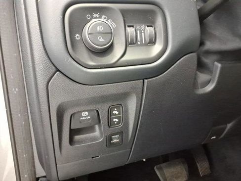 Used 2020 RAM 1500 Limited AWD/4WD image 19