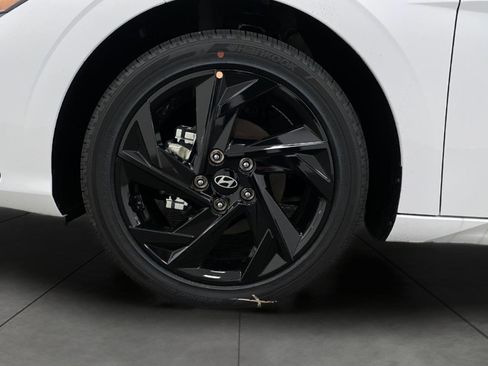 New 2026 Hyundai Elantra Sport FWD image 11