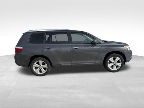 Used 2010 Toyota Highlander Limited image 3