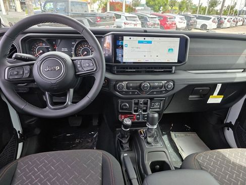 New 2026 Jeep Gladiator Mojave image 10