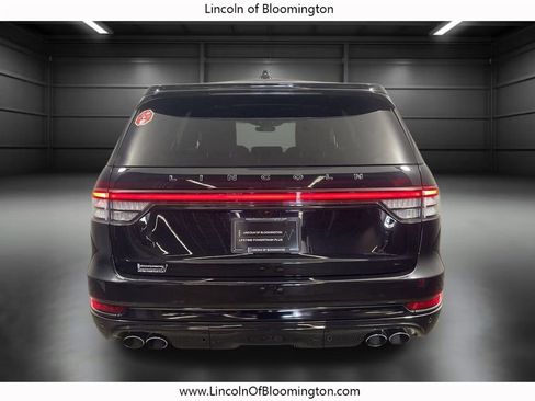 Certified 2025 Lincoln Aviator Black Label w/ Jet Appearance Package image 9