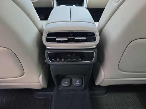 New 2026 Genesis GV80 2.5T Prestige AWD/4WD image 33