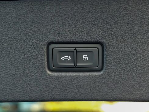 Used 2023 Audi SQ8 Prestige w/ Prestige Package AWD/4WD image 63