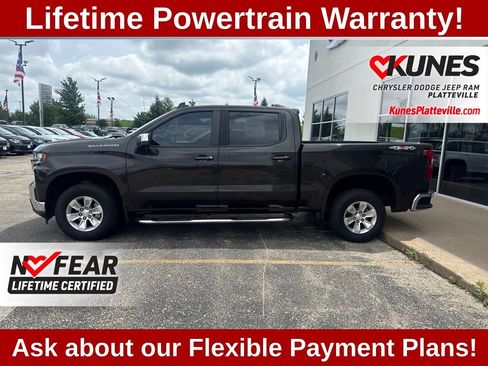 Used 2021 Chevrolet Silverado 1500 LT w/ Bed Protection Package AWD/4WD image 6