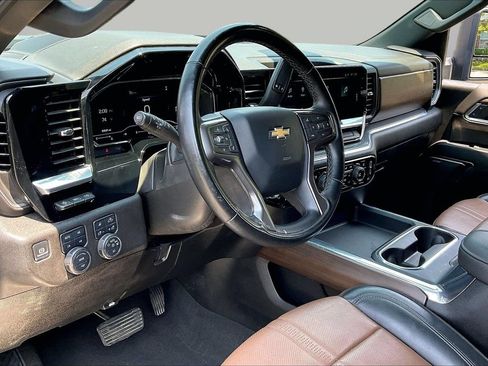 Used 2024 Chevrolet Silverado 3500 High Country w/ High Country Premium Package AWD/4WD image 21