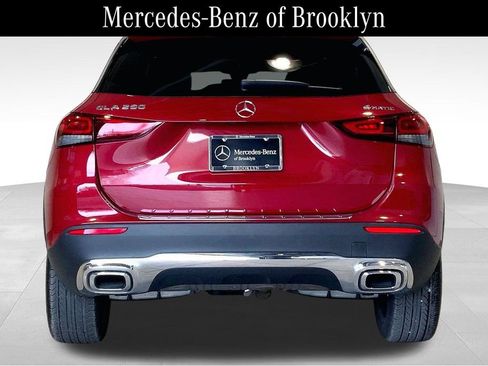 Certified 2023 Mercedes-Benz GLA 250 4MATIC image 4