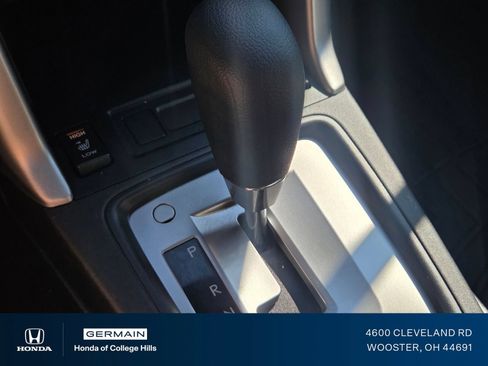 Used 2015 Subaru Forester 2.5i Premium AWD/4WD image 32