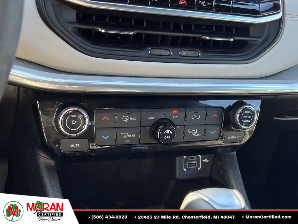 Used 2023 Jeep Compass Limited AWD/4WD image 21