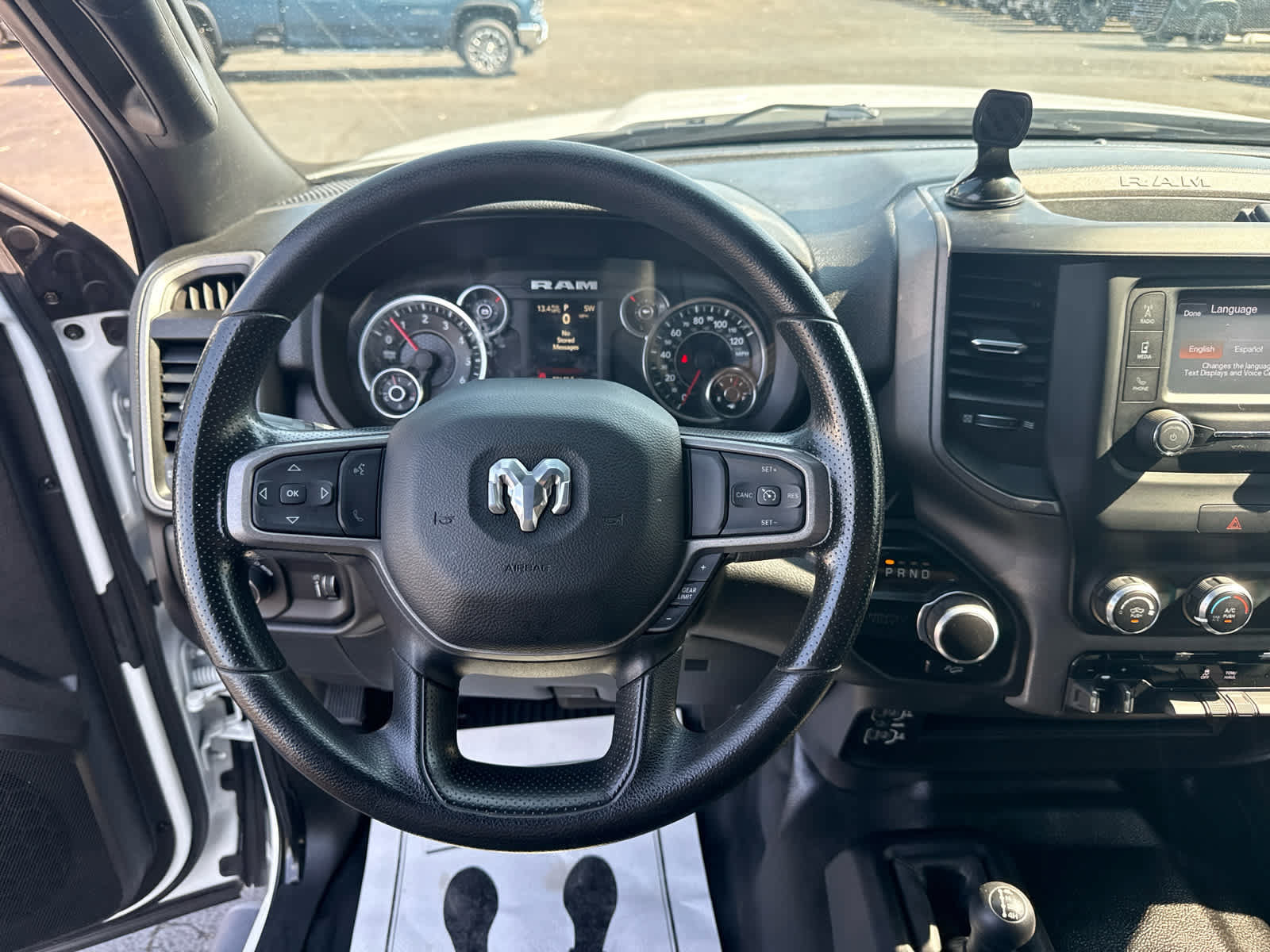 Used 2023 RAM 2500 Tradesman w/ Chrome Appearance Group AWD/4WD image 17