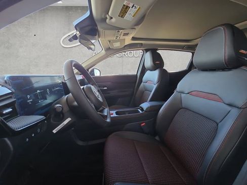 New 2026 Nissan Kicks SR image 19