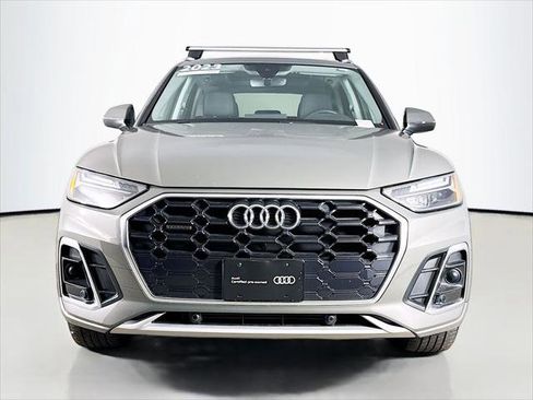 Certified 2023 Audi Q5 2.0T Premium w/ Convenience Package AWD/4WD image 2