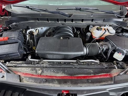 Used 2024 Chevrolet Suburban Premier image 35