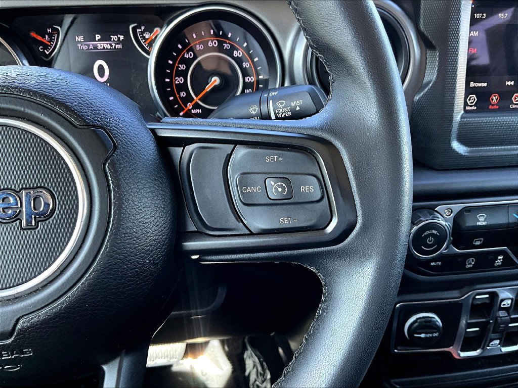 Used 2023 Jeep Gladiator Sport AWD/4WD image 14