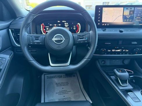 Certified 2024 Nissan Rogue Platinum w/ Platinum Premium Package image 31