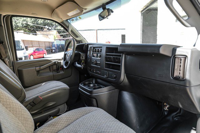 Used 2020 Chevrolet Express 3500 w/ Driver Convenience Package RWD image 13