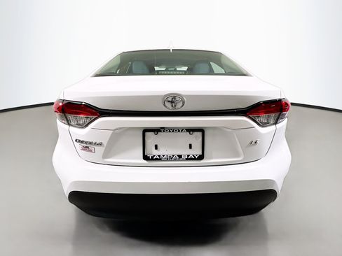 Used 2023 Toyota Corolla LE FWD image 6