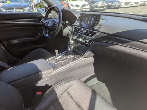 Used 2020 Honda Accord Sport image 27