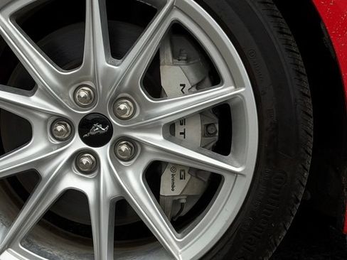Used 2025 Ford Mustang GT Premium RWD image 32