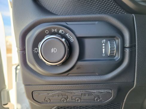 Used 2024 Jeep Wrangler Rubicon w/ Convenience Group image 22