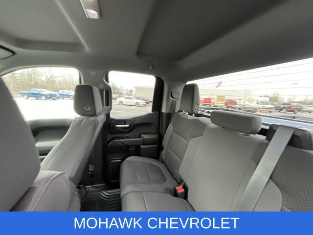 Used 2021 Chevrolet Silverado 1500 Custom AWD/4WD image 11