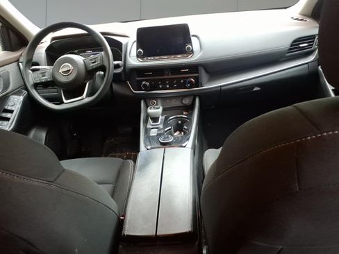 Used 2023 Nissan Rogue S AWD/4WD image 6
