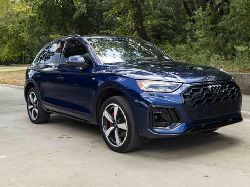 Used 2024 Audi Q5 2.0T Premium Plus AWD/4WD image 2