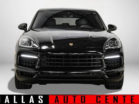 Used 2019 Porsche Cayenne image 2