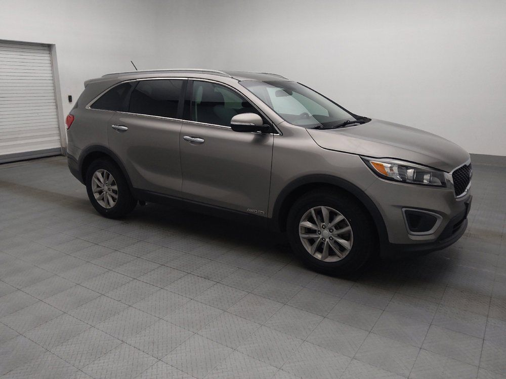 Used 2017 Kia Sorento AWD image 11