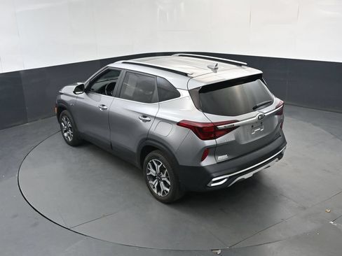 Used 2021 Kia Seltos EX AWD/4WD image 31