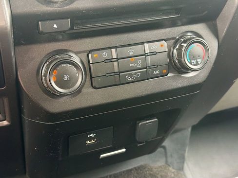 Used 2018 Ford F150 XLT w/ XTR Package AWD/4WD image 17